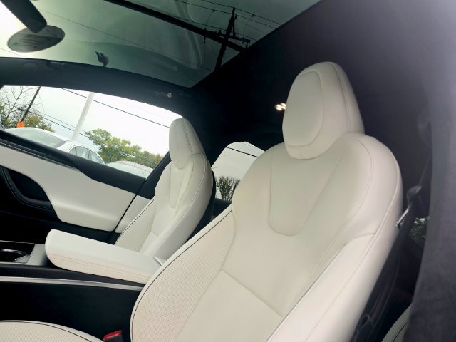 Used 2022 Tesla Model X Plaid AWD/4WD image 19