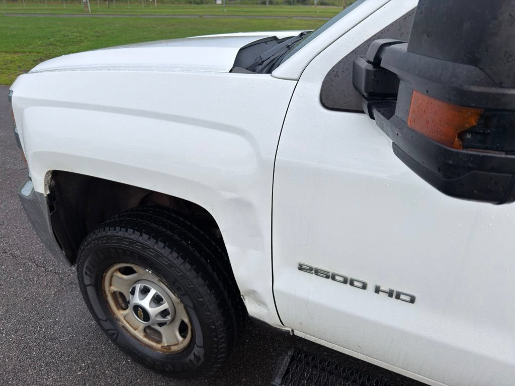 Used 2019 Chevrolet Silverado 2500 W/T AWD/4WD image 11