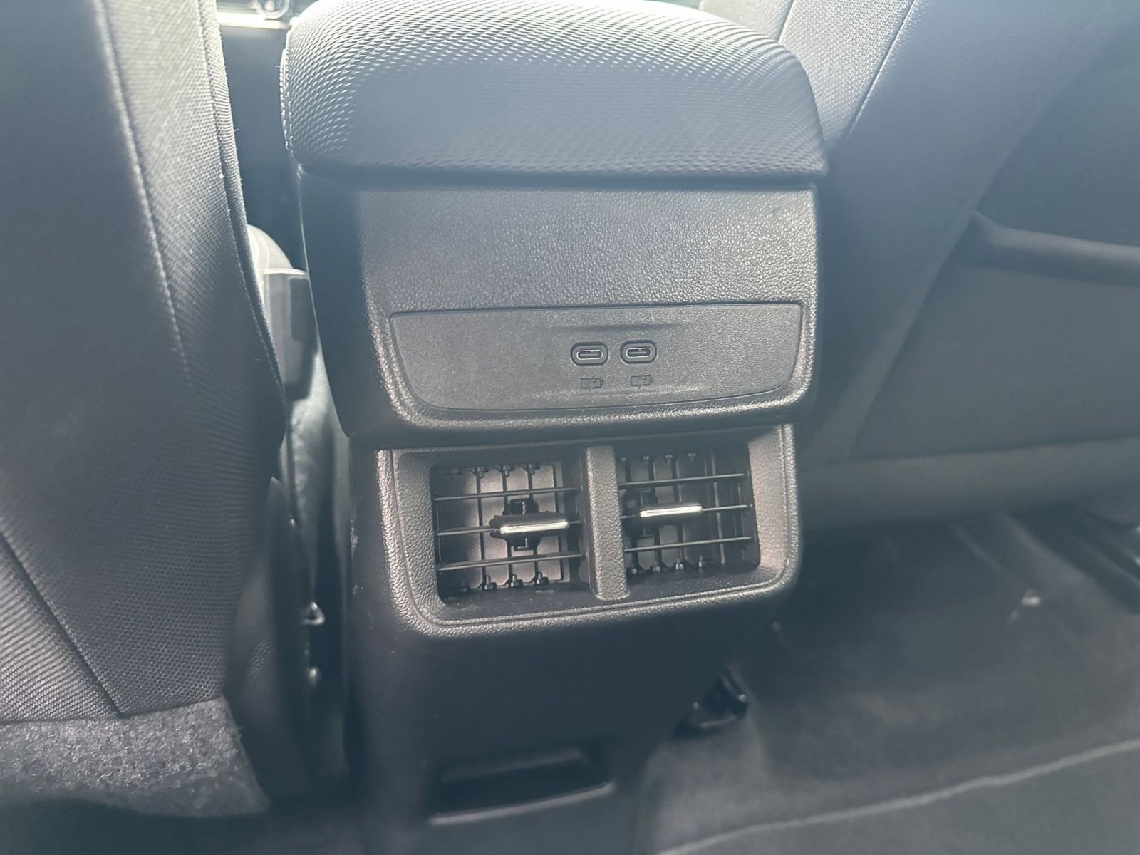 Used 2025 Chevrolet Equinox LT image 23