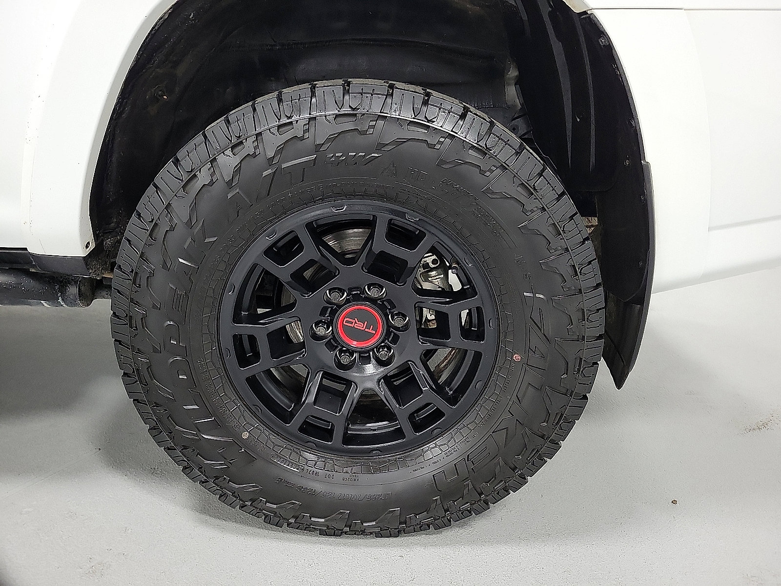 Certified 2024 Toyota 4Runner TRD Off-Road Premium w/ Moonroof Package image 8