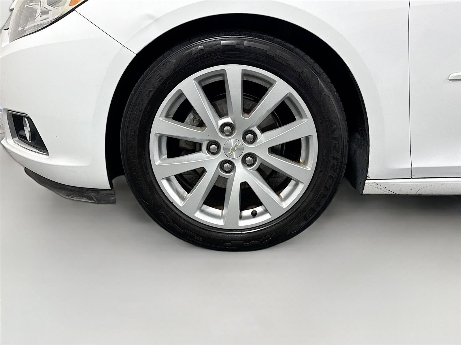 Used 2015 Chevrolet Malibu LT w/ Leather Package FWD image 15