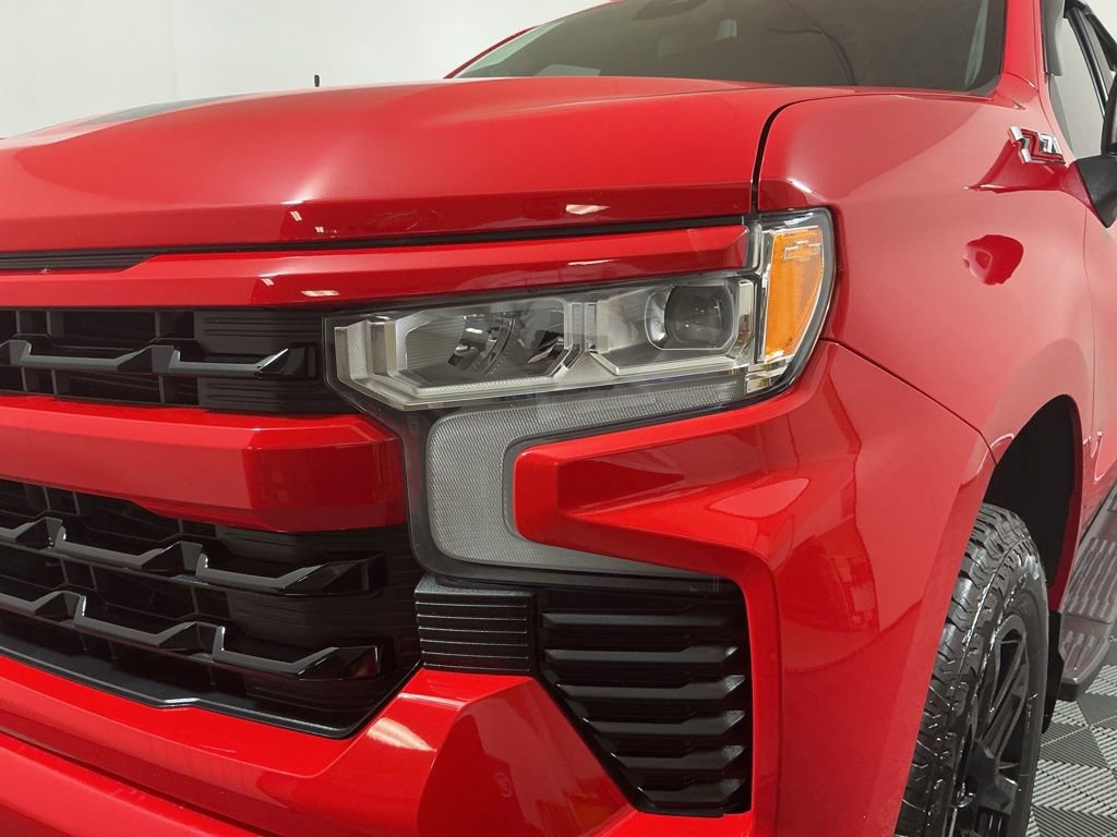 Used 2022 Chevrolet Silverado 1500 RST w/ Convenience Package II image 8