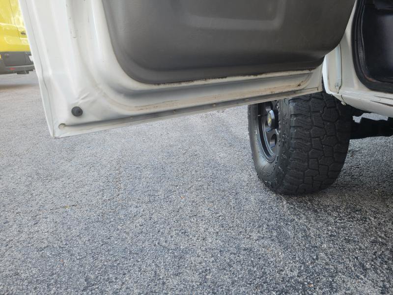 Used 2011 Chevrolet Express 1500 AWD image 20