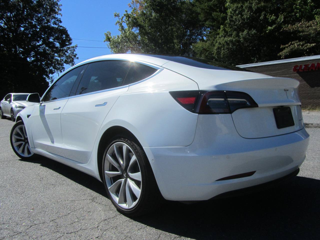 Used 2019 Tesla Model 3 Long Range AWD/4WD image 8