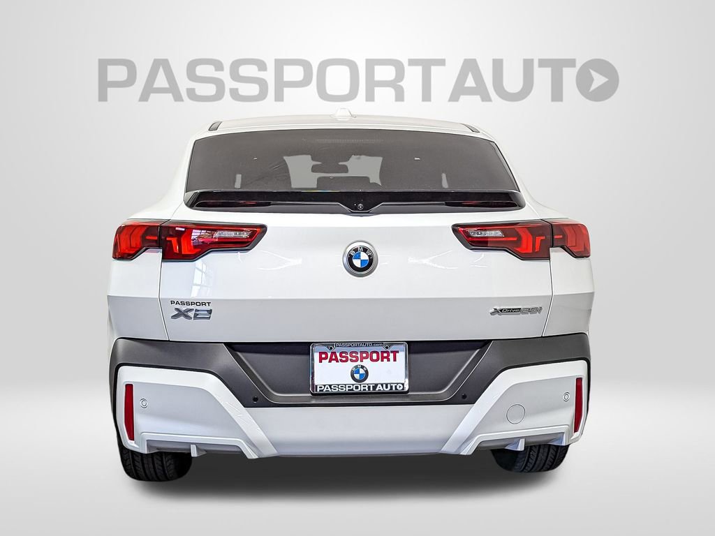 New 2026 BMW X2 xDrive28i w/ Technology Package image 4