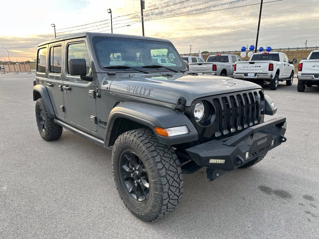 Used 2020 Jeep Wrangler Unlimited Sport AWD/4WD image 3