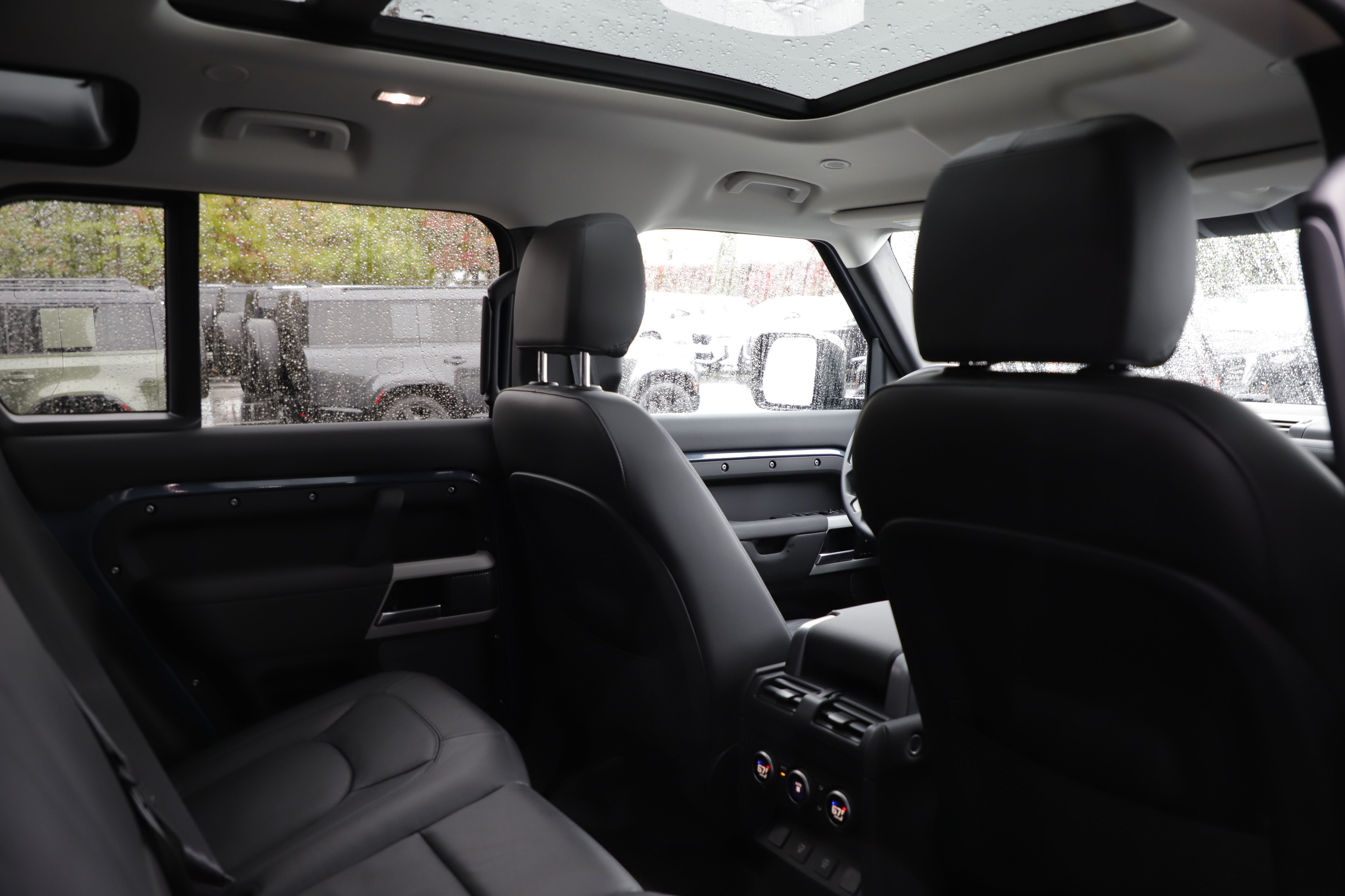 Certified 2024 Land Rover Defender 110 S AWD/4WD image 13