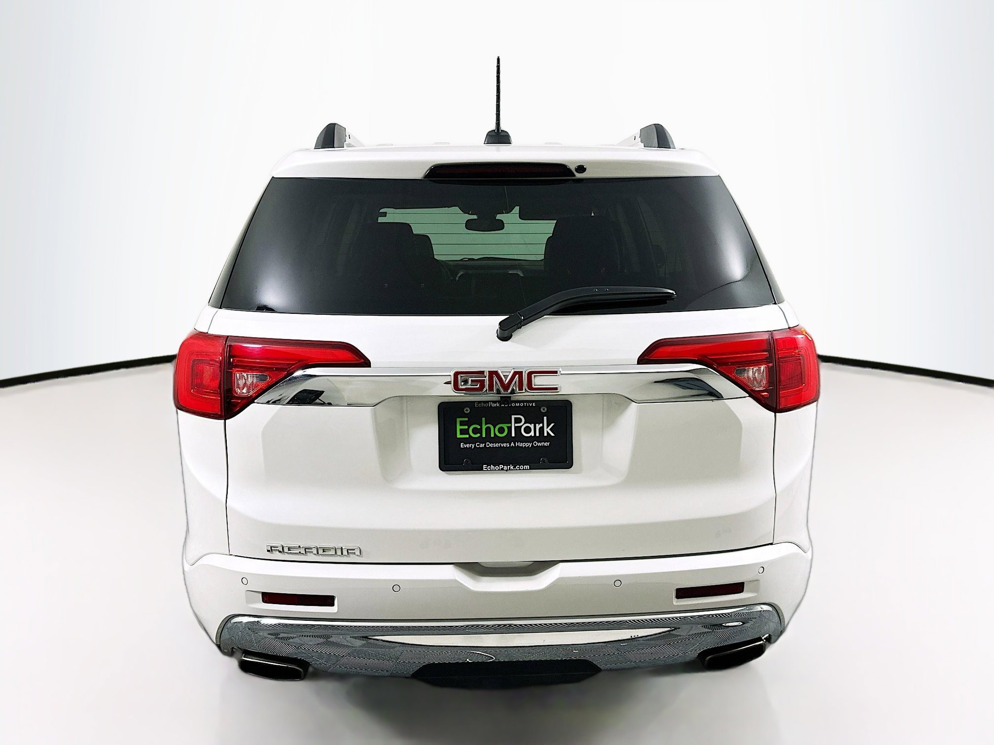 Used 2019 GMC Acadia Denali w/ Technology Package FWD image 7