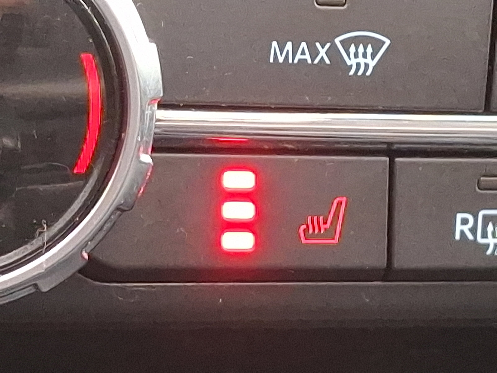 Certified 2022 Ford F150 XLT w/ Equipment Group 302A High image 23