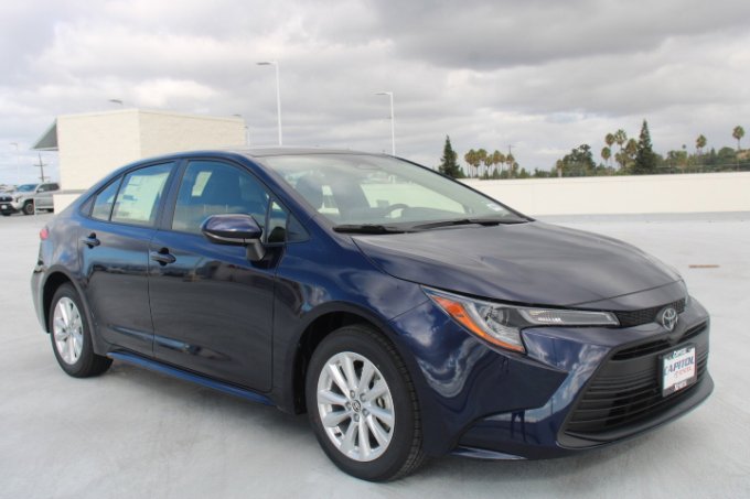 New 2026 Toyota Corolla LE image 2