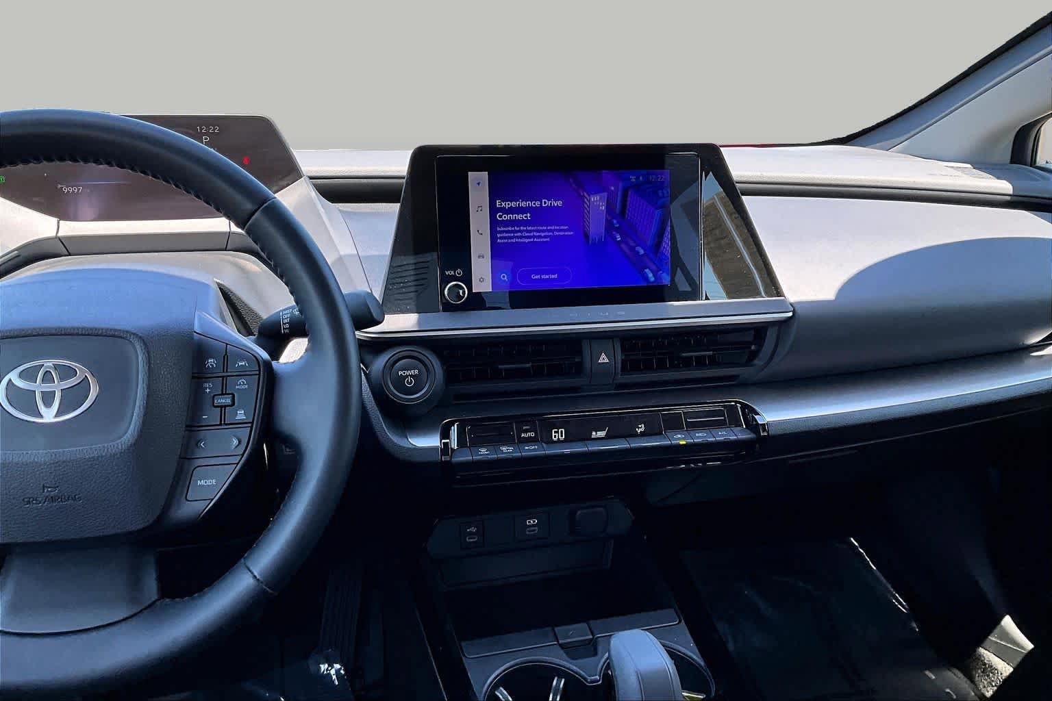 Used 2025 Toyota Prius LE FWD image 6
