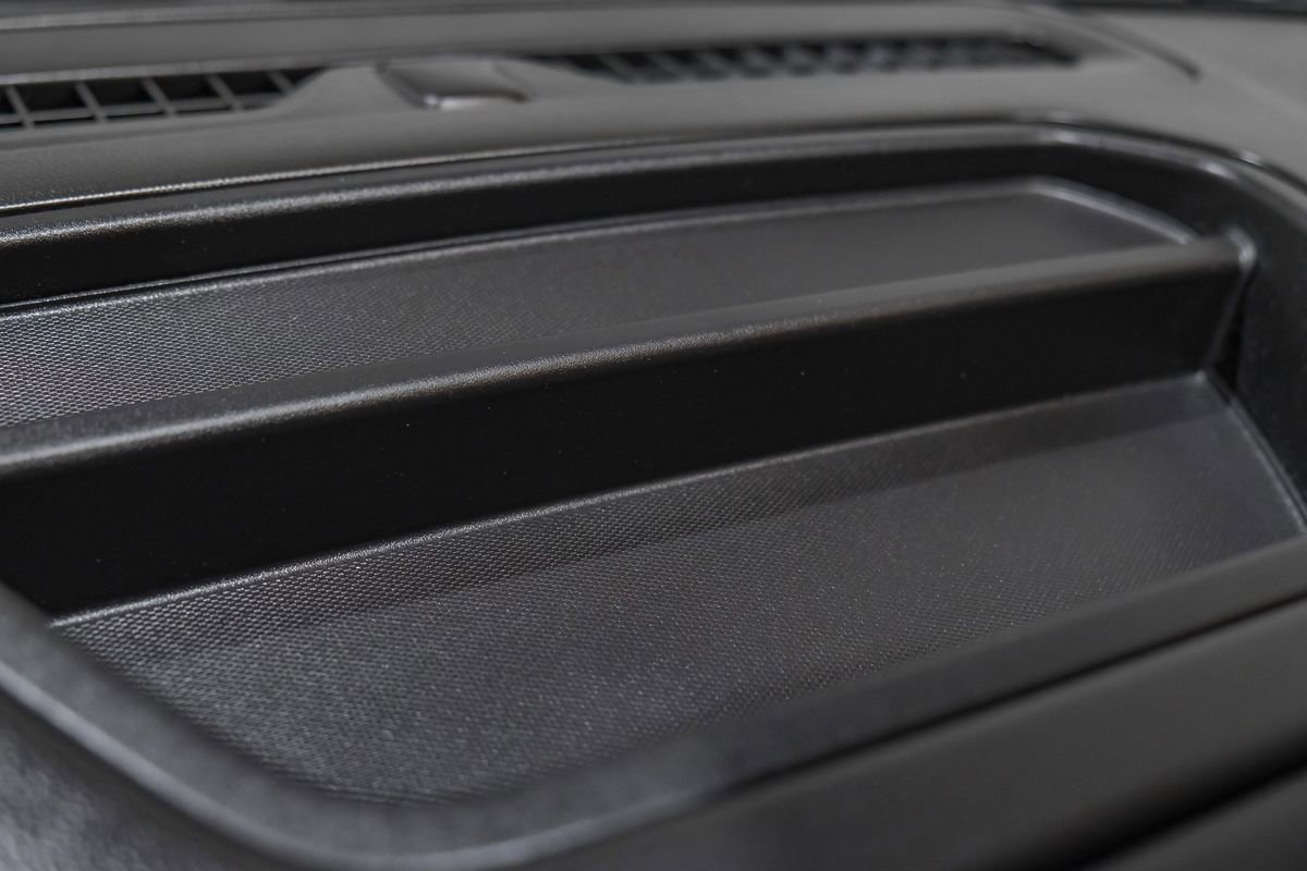 Used 2020 Chevrolet Silverado 2500 LTZ w/ LTZ Plus Package image 31