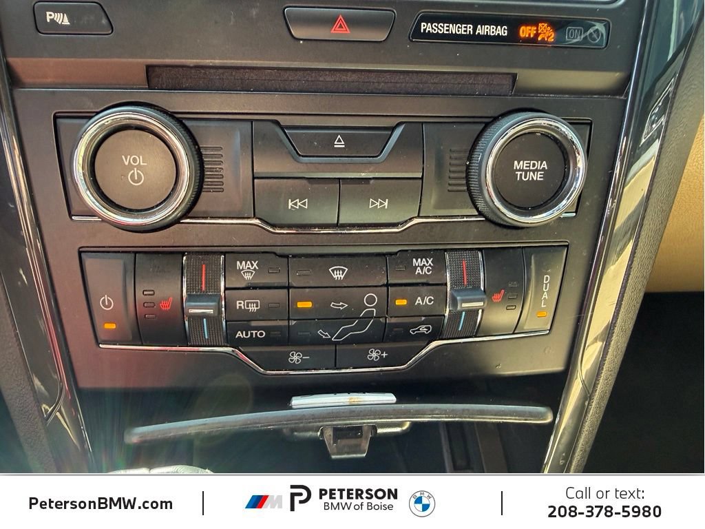 Used 2017 Ford Explorer XLT w/ Equipment Group 202A AWD/4WD image 26