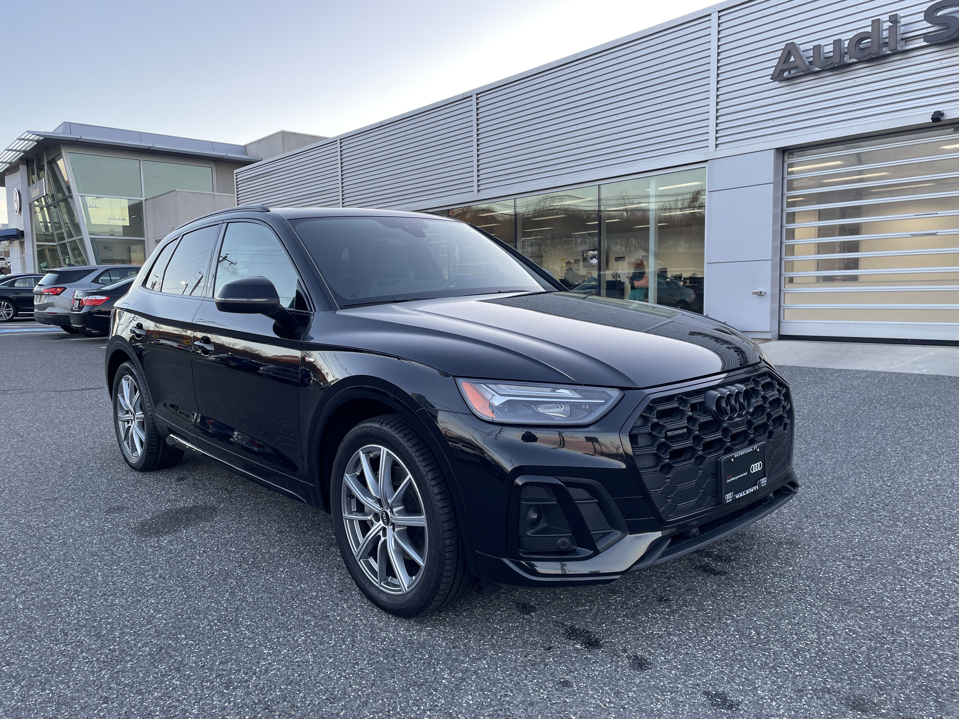 Certified 2022 Audi Q5 e Premium Plus w/ Premium Plus Package