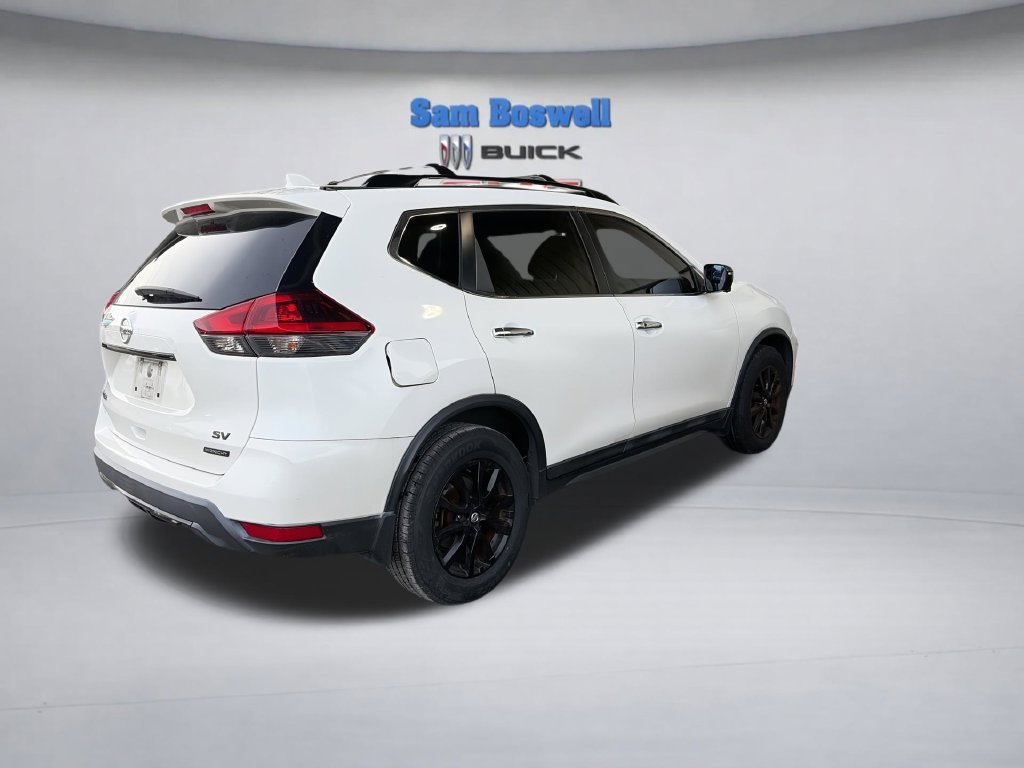 Used 2018 Nissan Rogue SV w/ Premium Package FWD image 10