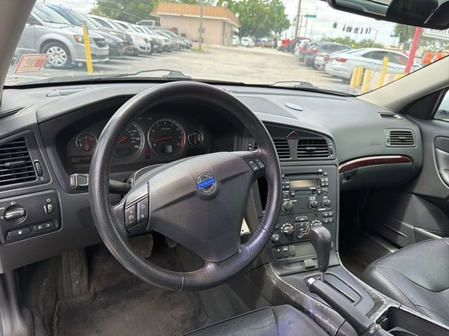 Used 2004 Volvo S60 2.5T AWD/4WD image 9