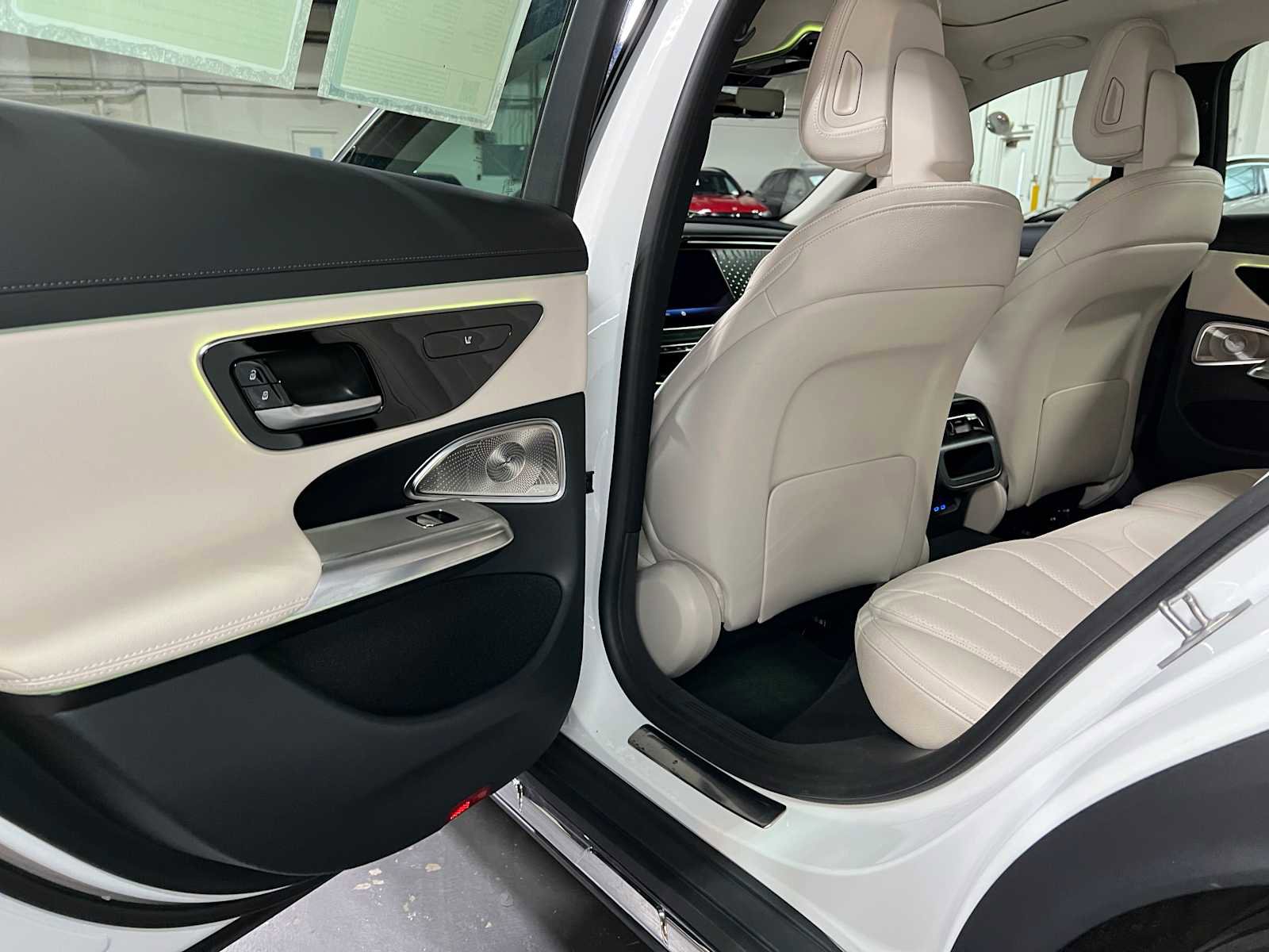 Used 2024 Mercedes-Benz E 450 4MATIC All-Terrain Wagon image 18