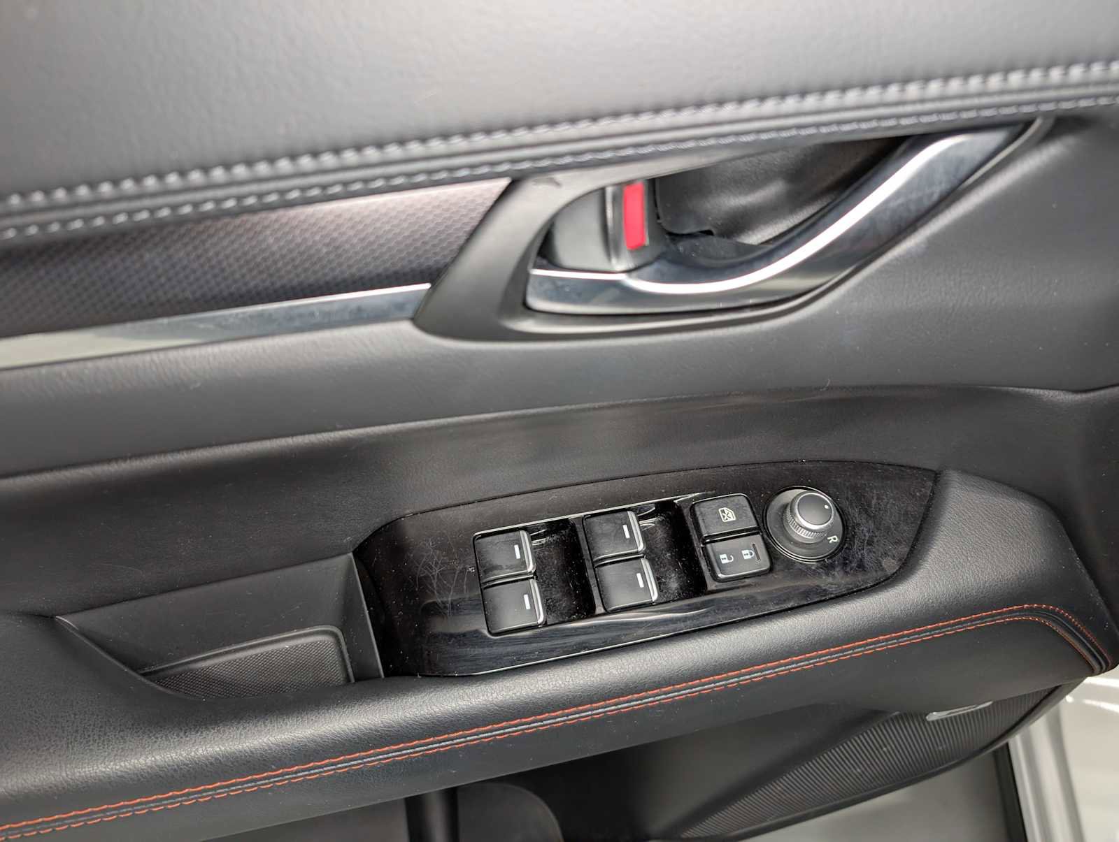 Certified 2024 MAZDA CX-5 Carbon Edition image 38