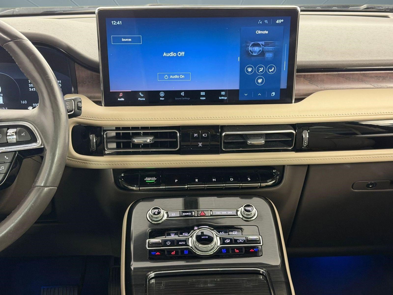 Used 2023 Lincoln Nautilus Reserve w/ Luxury Package image 24