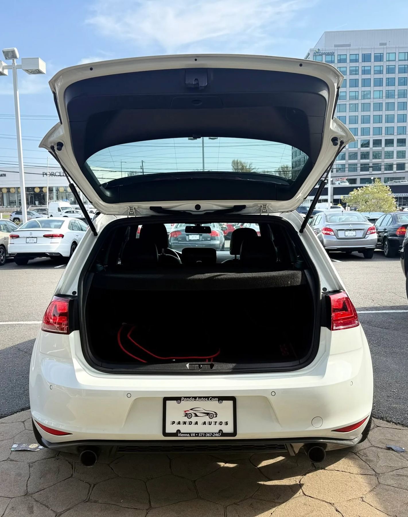 Used 2015 Volkswagen GTI SE image 43