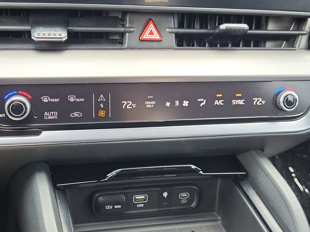 Certified 2024 Kia Sportage EX AWD/4WD image 26