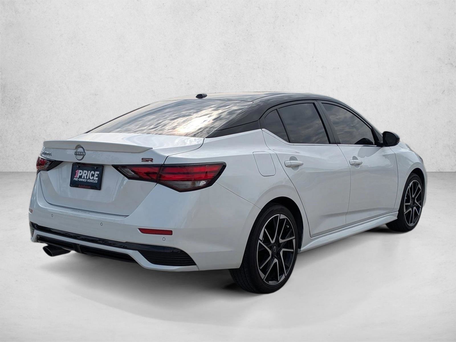 Used 2024 Nissan Sentra SR FWD image 5