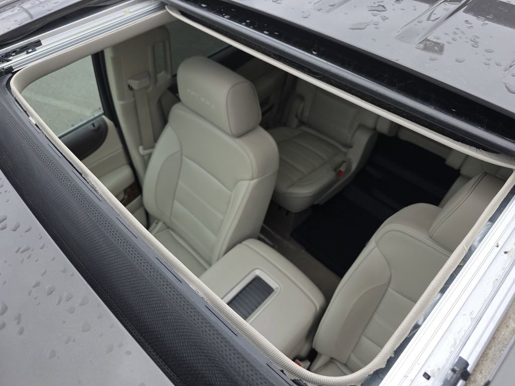 Used 2019 GMC Yukon Denali w/ Denali Ultimate Package image 11