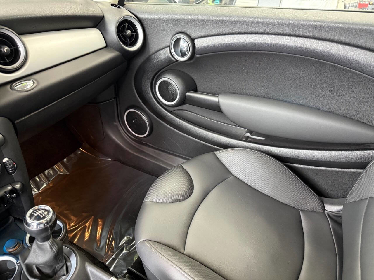 Used 2012 MINI Cooper Hardtop image 11