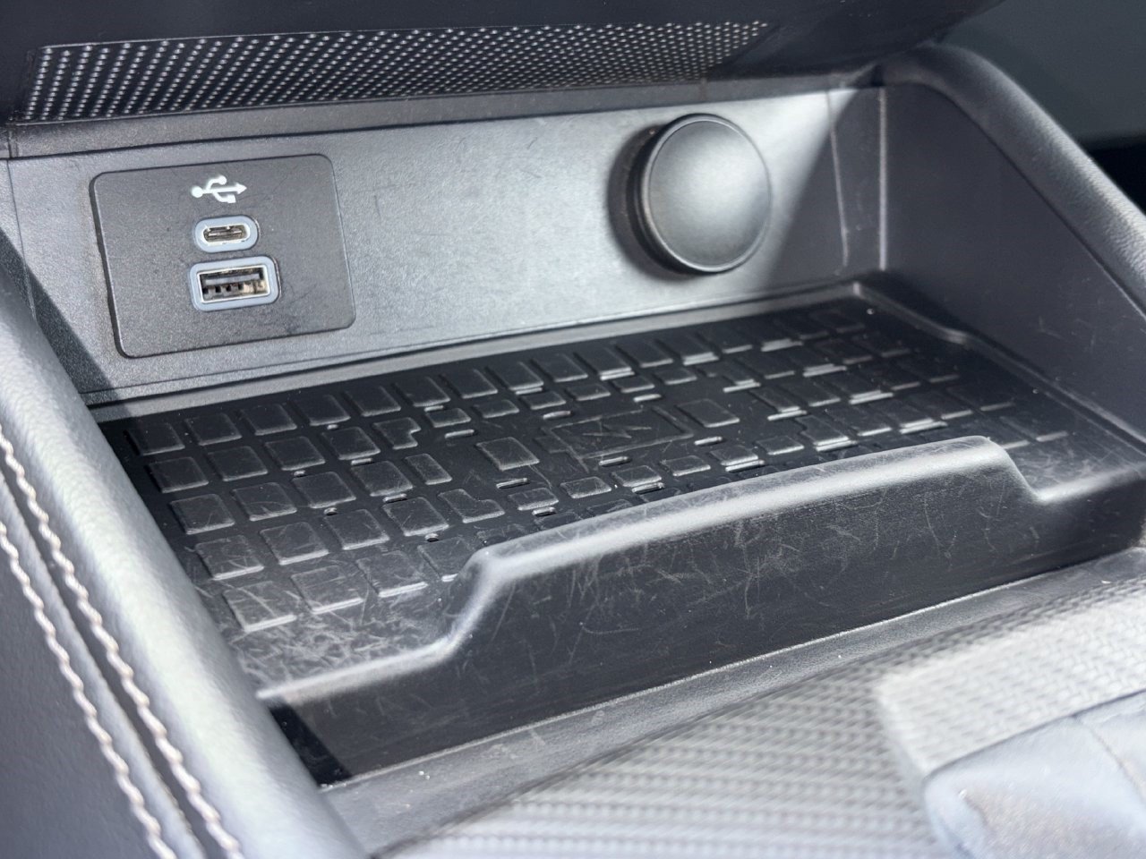 Used 2024 Ford Mustang Premium RWD image 7