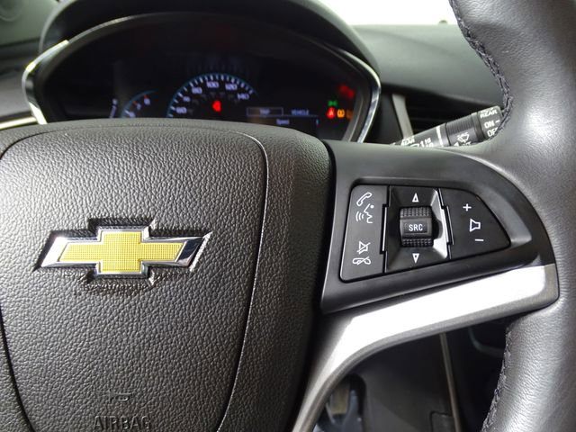 Used 2020 Chevrolet Trax LT w/ LT Convenience Package image 23