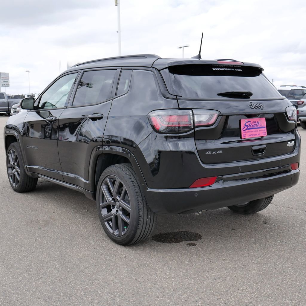 Used 2024 Jeep Compass Limited w/ High Altitude Package AWD/4WD image 5