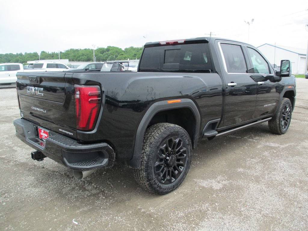 New 2026 GMC Sierra 2500 Denali Ultimate AWD/4WD image 5