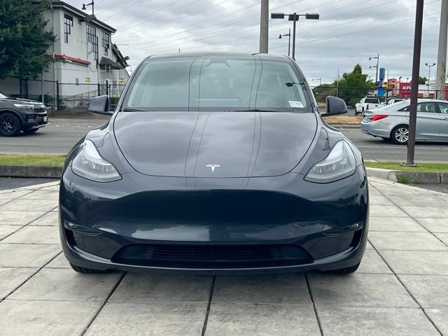 Used 2024 Tesla Model Y Long Range AWD/4WD image 4