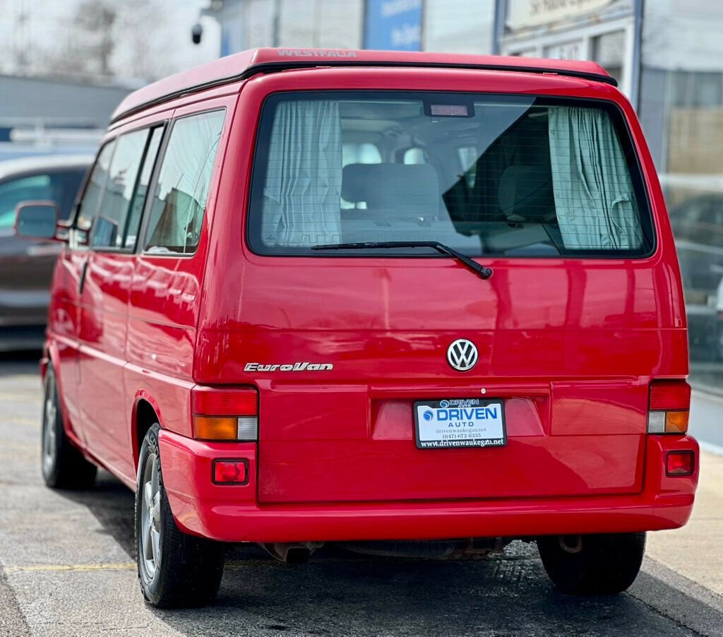 Used 2001 Volkswagen Eurovan FWD image 4