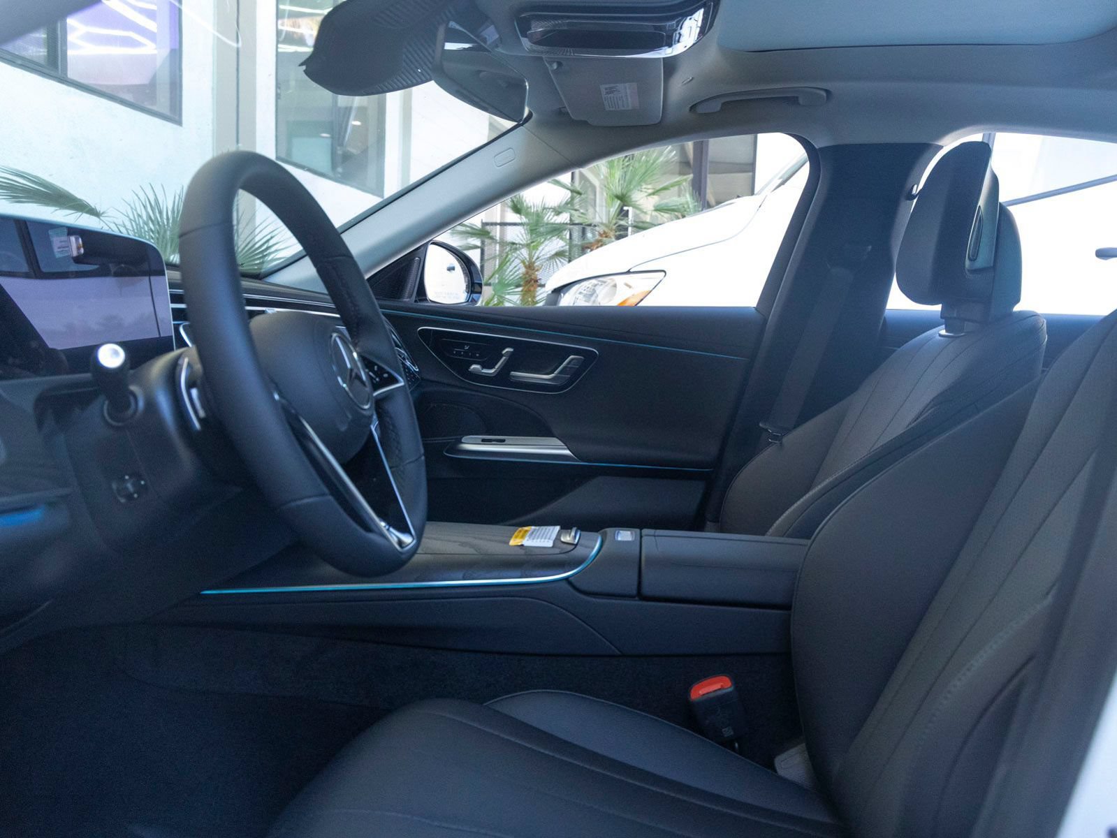 New 2026 Mercedes-Benz E 350 4MATIC Sedan image 14