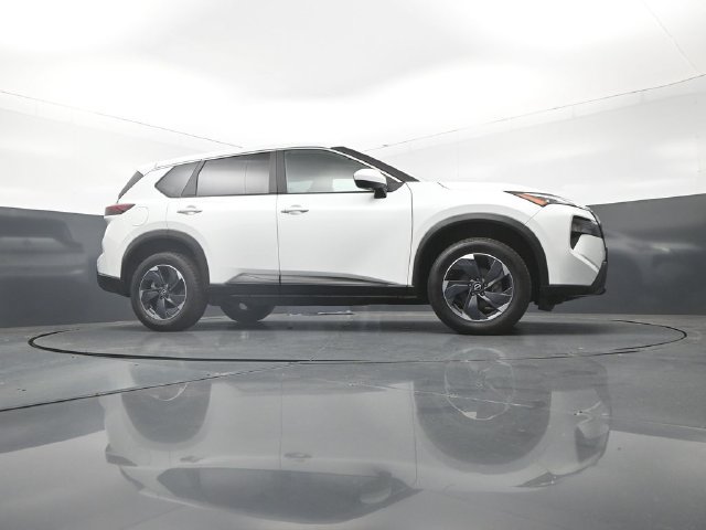 Certified 2024 Nissan Rogue SV AWD/4WD image 36