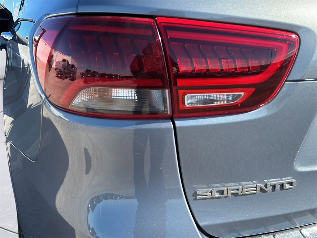 Used 2020 Kia Sorento SX image 38