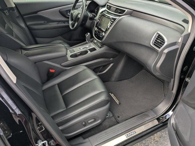 Used 2024 Nissan Murano SV w/ SV Midnight Edition Package FWD image 12
