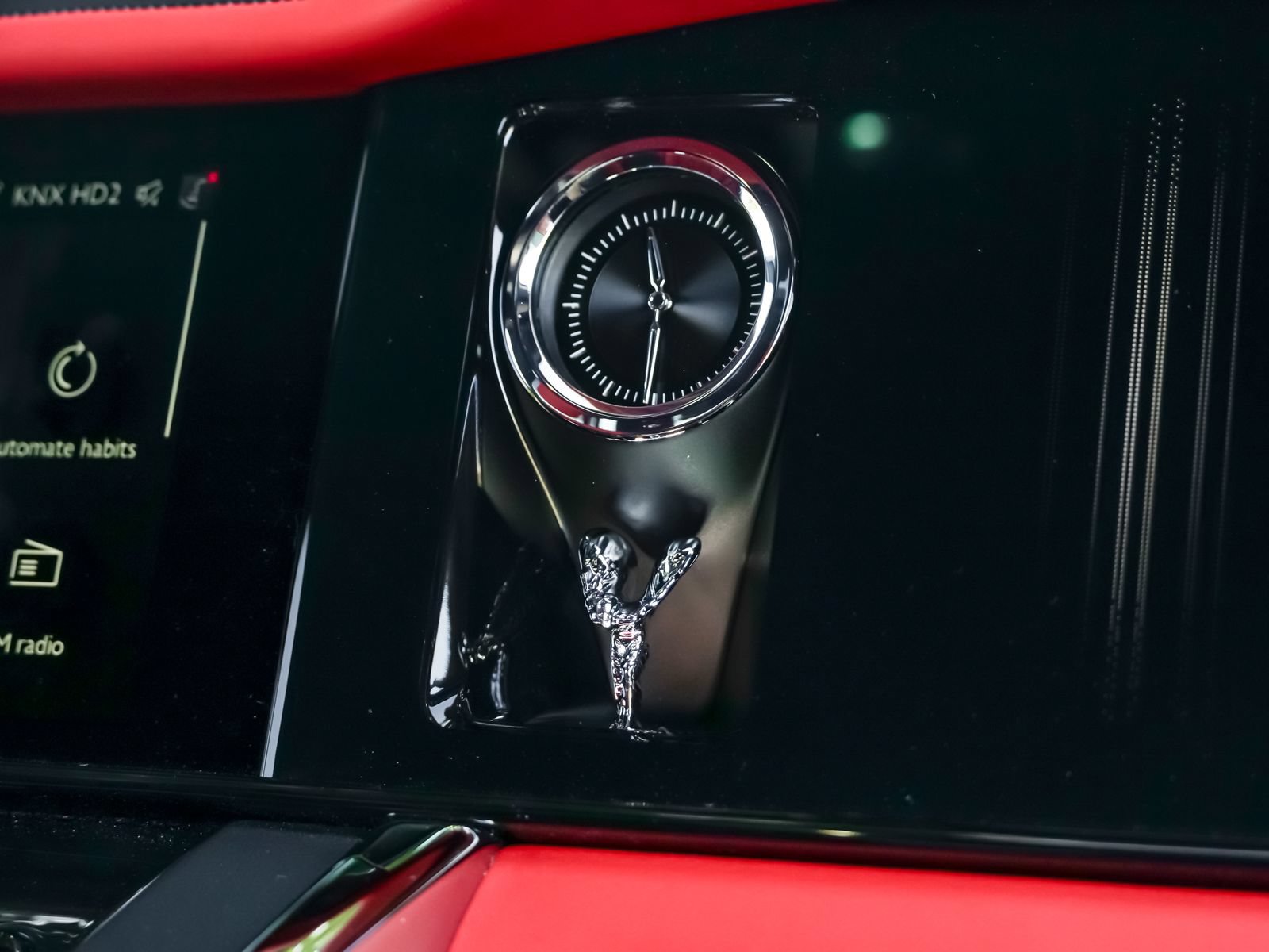 New 2026 Rolls-Royce Cullinan AWD/4WD image 16