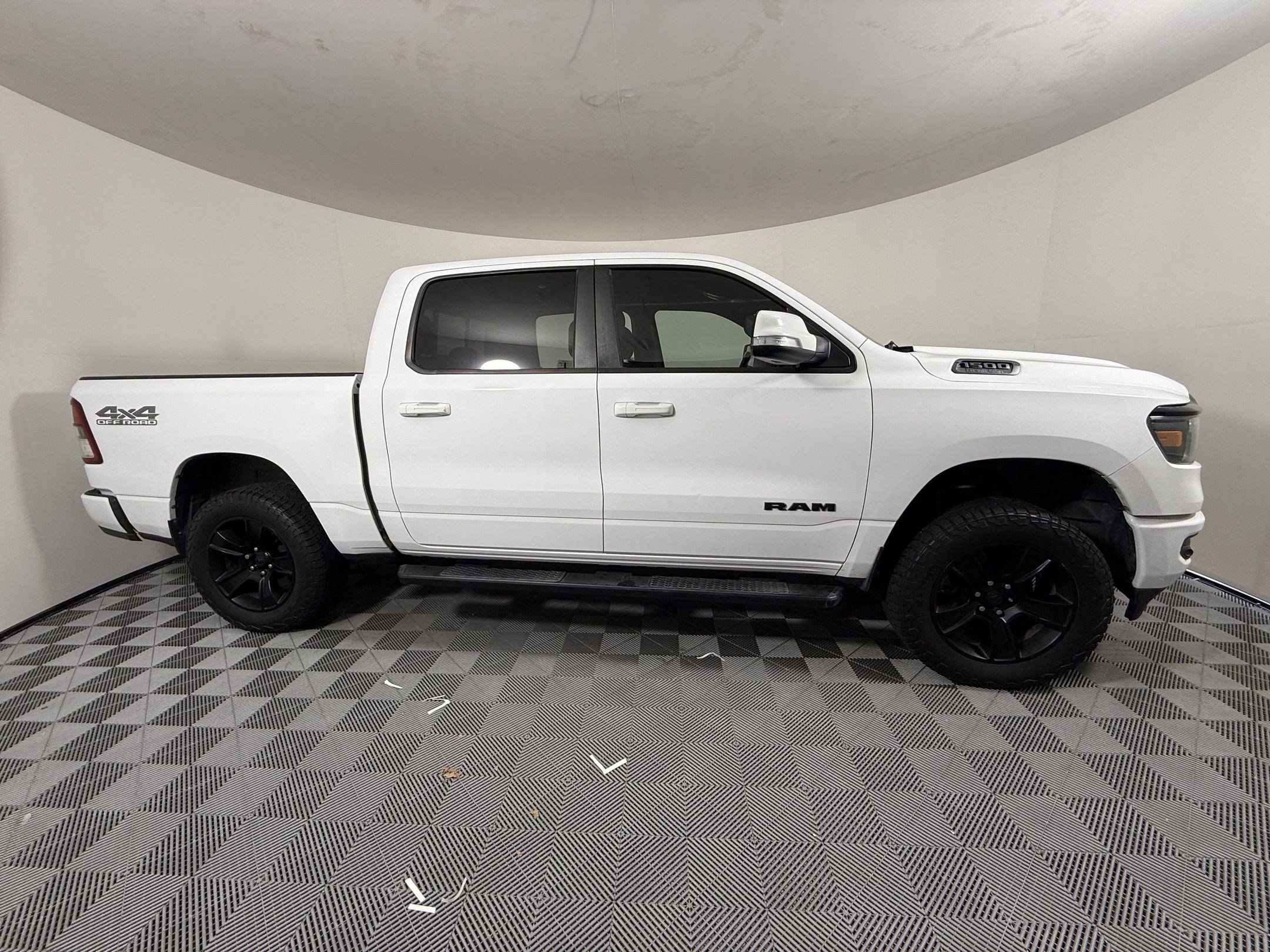 Used 2020 RAM 1500 Big Horn image 6