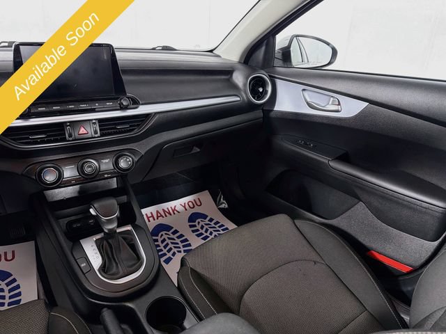 Used 2022 Kia Forte LXS FWD image 22