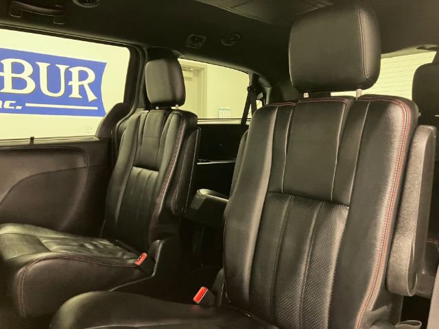 Used 2018 Dodge Grand Caravan GT image 27