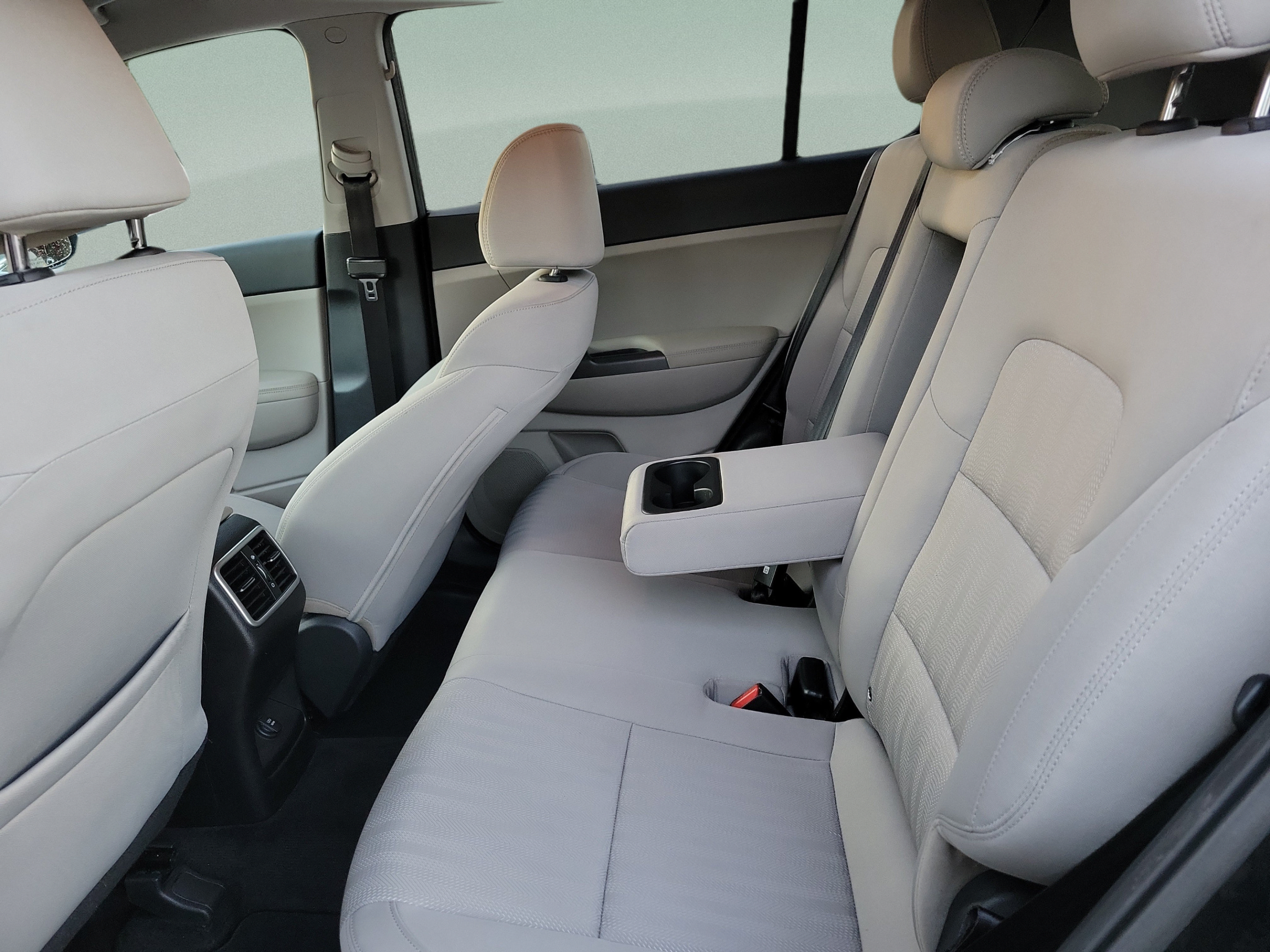 Used 2020 Kia Sportage LX FWD image 10