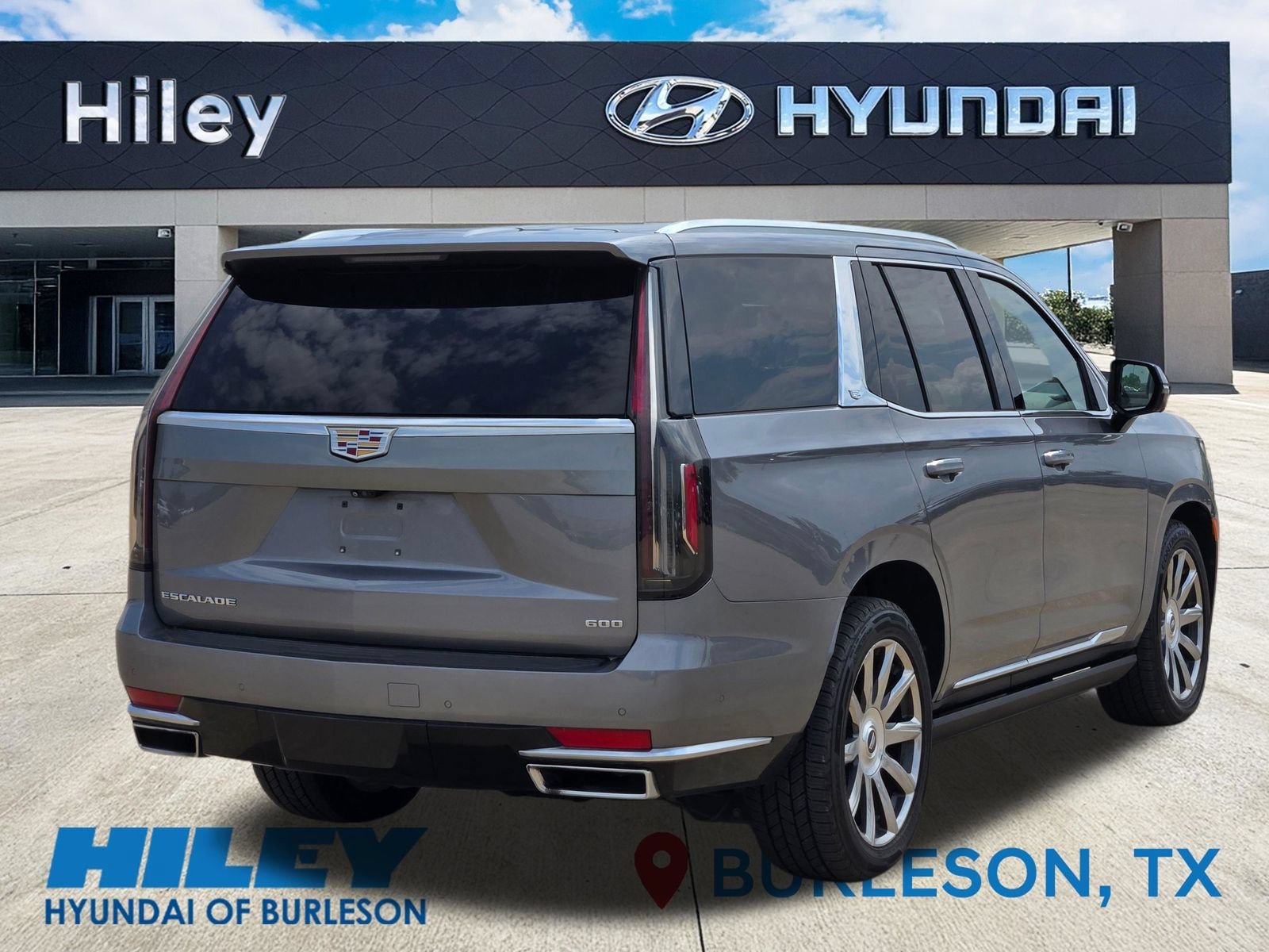 Used 2021 Cadillac Escalade Premium Luxury Platinum AWD/4WD image 4