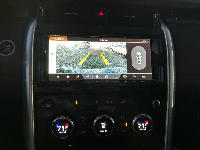 Used 2017 Land Rover Discovery HSE image 45