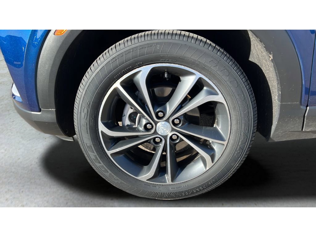 Used 2020 Buick Encore GX Select AWD/4WD image 35