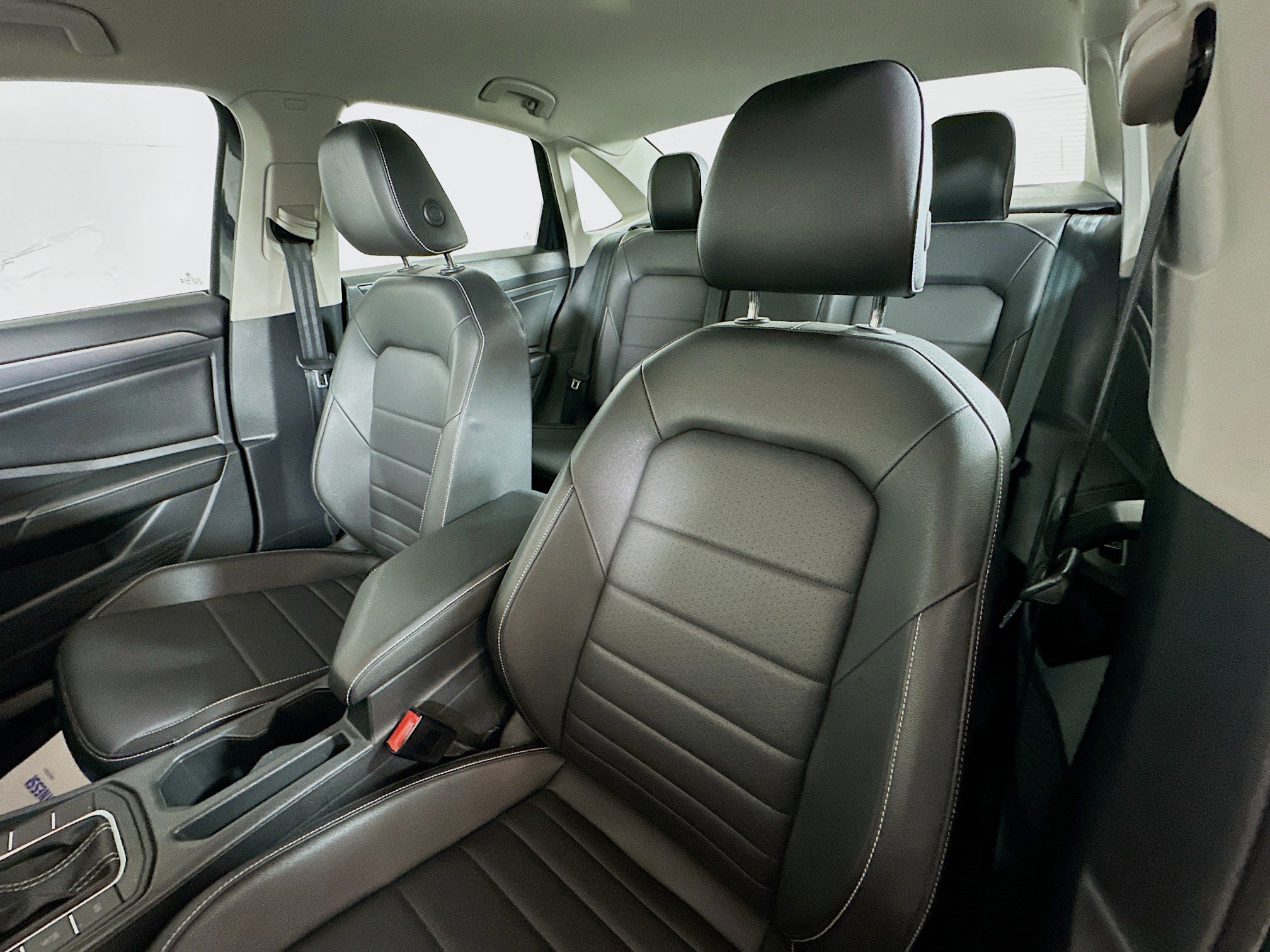 Used 2024 Volkswagen Jetta SE image 19