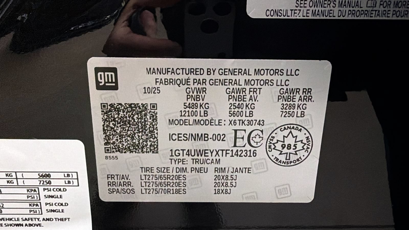 Used 2026 GMC Sierra 3500 Denali w/ Denali Reserve Package AWD/4WD image 45