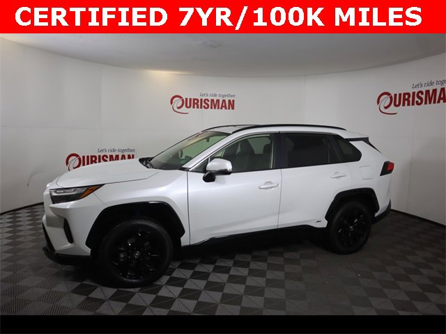 Used 2024 Toyota RAV4 SE image 4