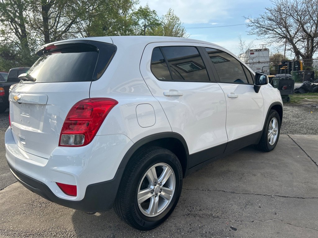 Used 2020 Chevrolet Trax LS w/ Tint and Cruise Package image 5